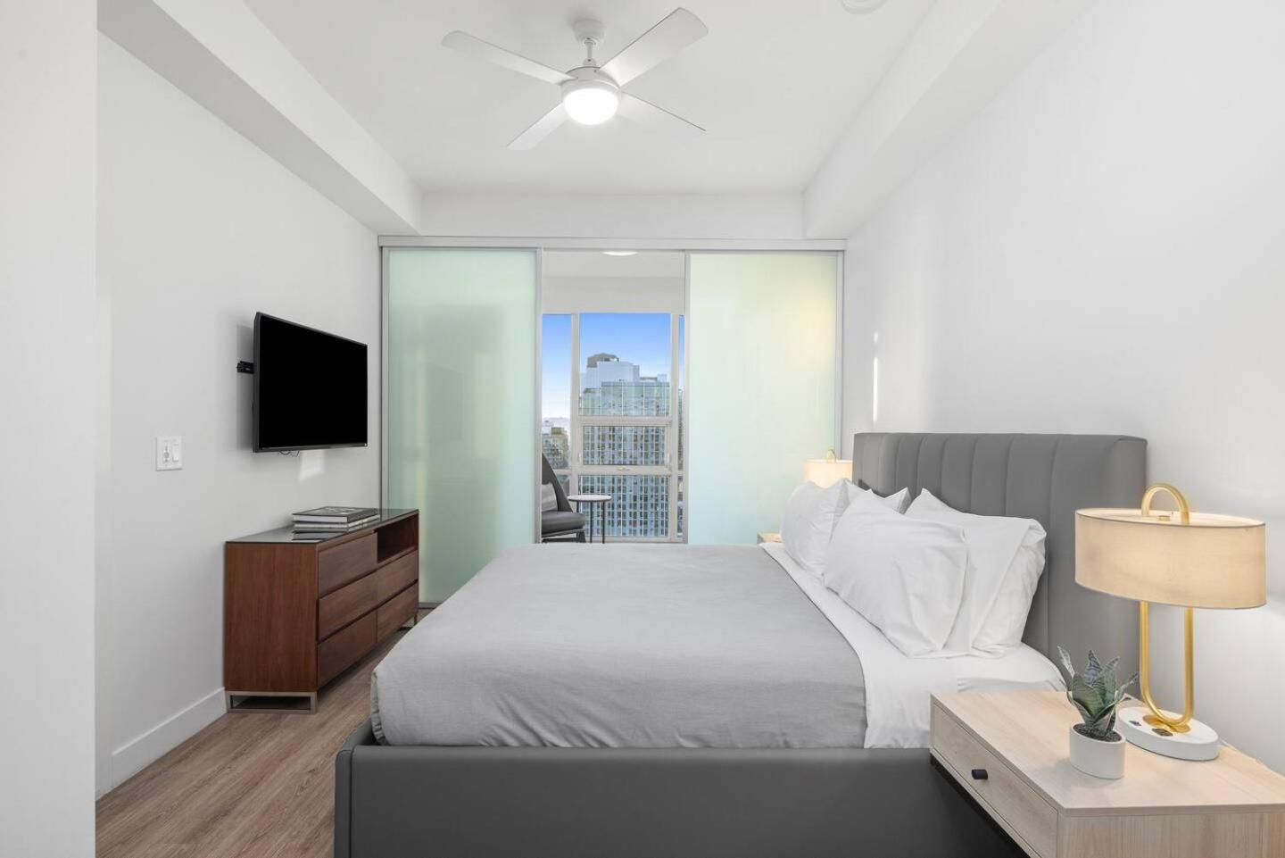 Level Downtown La South Olive Hotel ลอสแอนเจลิส ภายนอก รูปภาพ